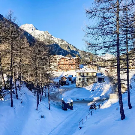 Διαμέρισμα Les Combins 30 By Interhome *