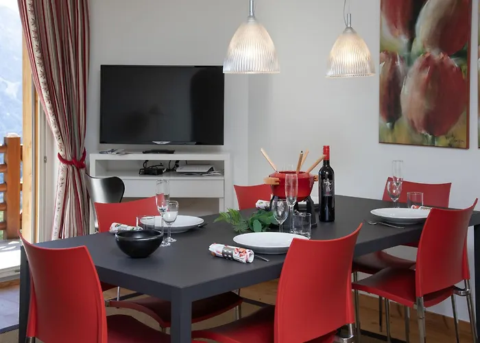 Les Combins 30 By Interhome Апартаменты Шампекс